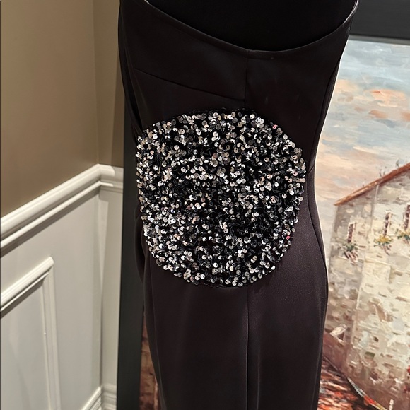 One Shoulder Sequins Detail Split Thigh Formal Dress - Picture 16 of 17